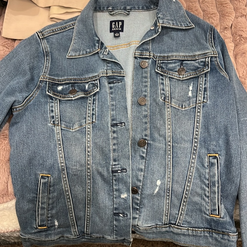 Gap denim jacket size M